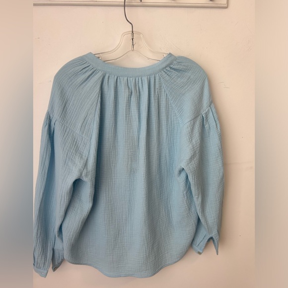 LINE light blue top with strings - Picture 4 of 4